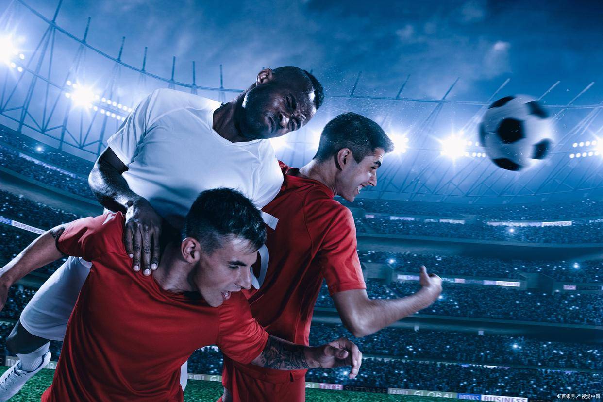开云APP-足球赛场上充满了激情与力量