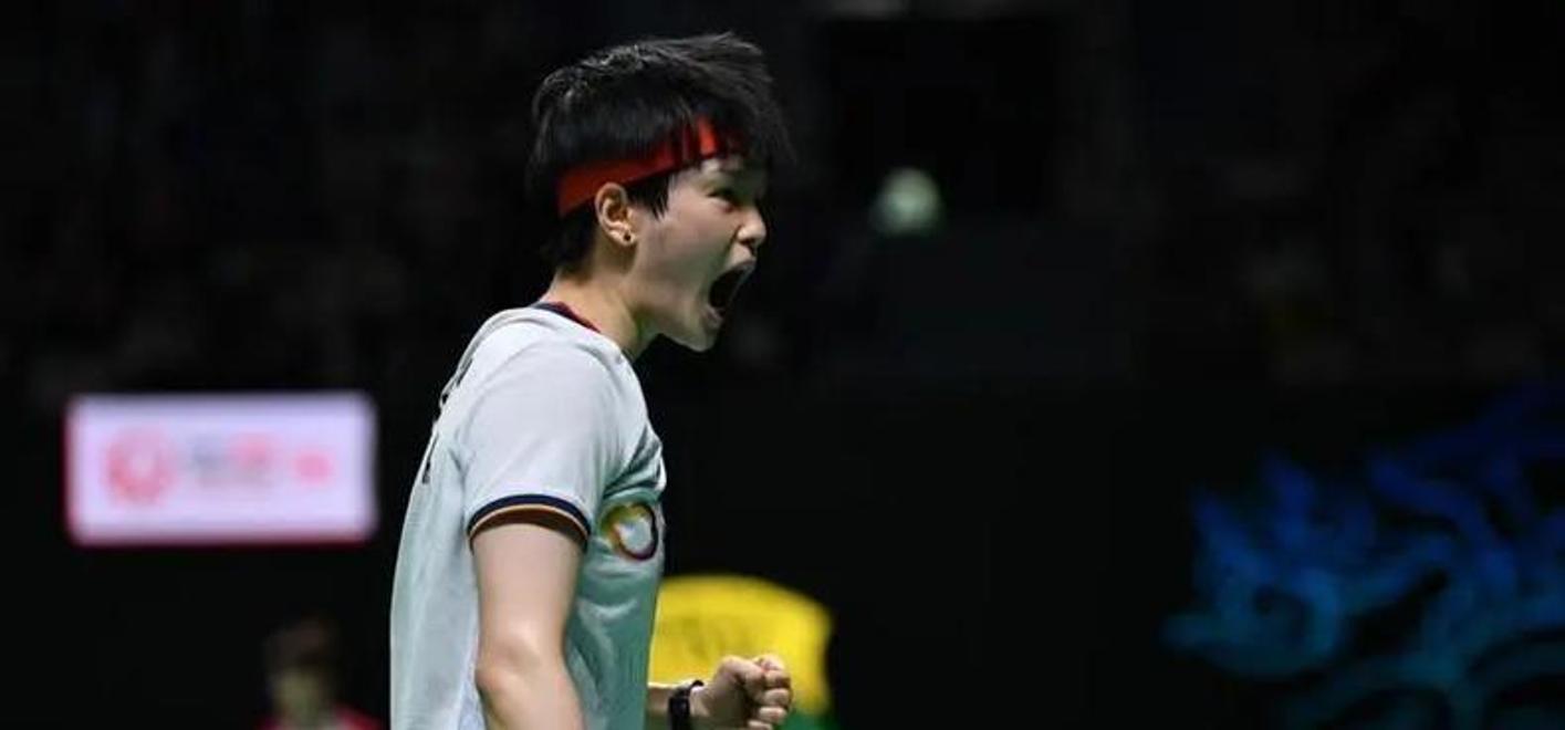 开云APP-丹麦队逆袭胜利,晋级淘汰赛