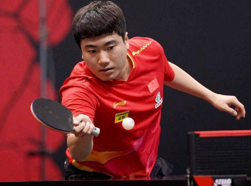 日本游泳选手刷新世界纪录，夺冠无悬念