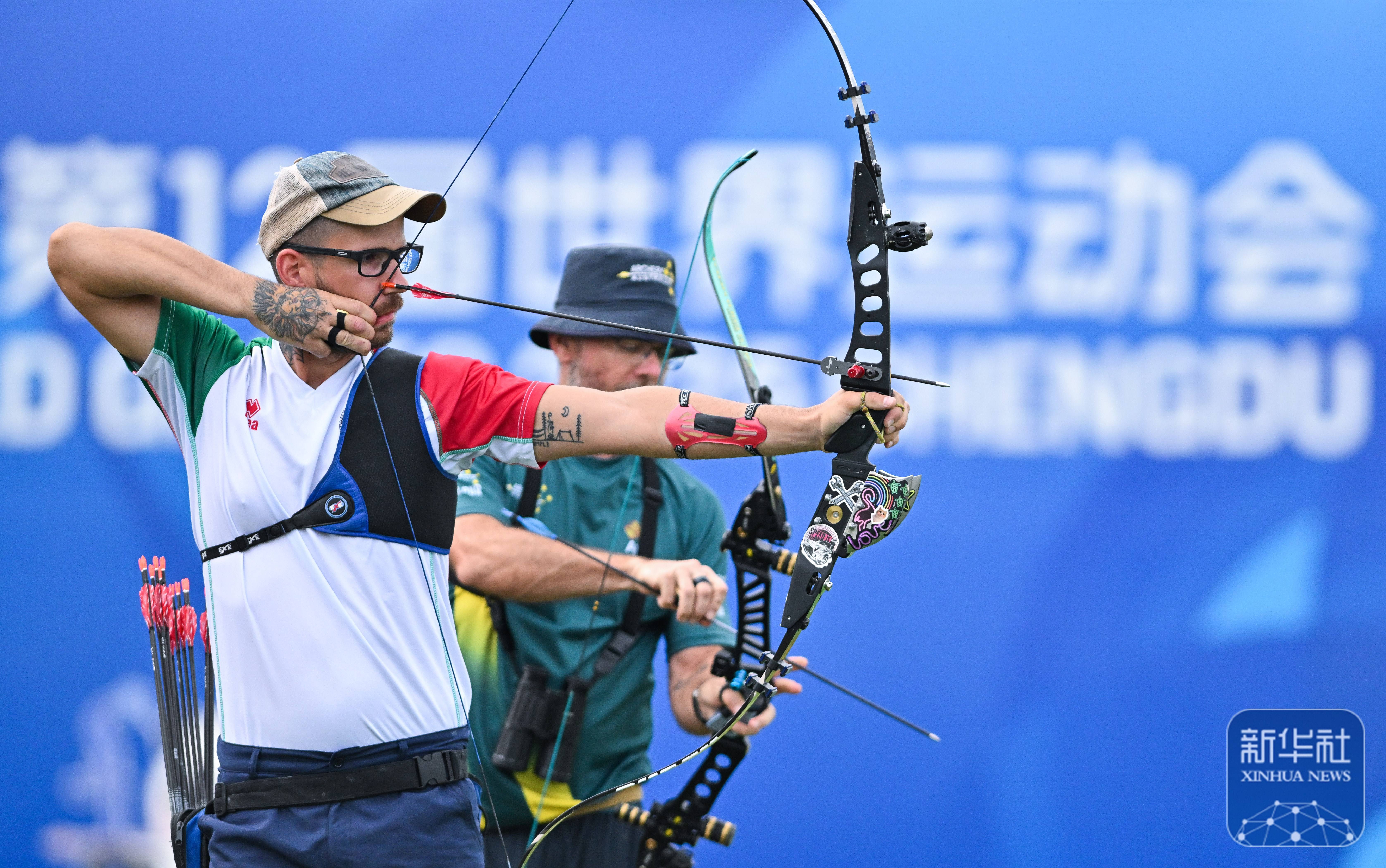 射箭选手心态稳定，以超出对手的成绩夺魁的简单介绍