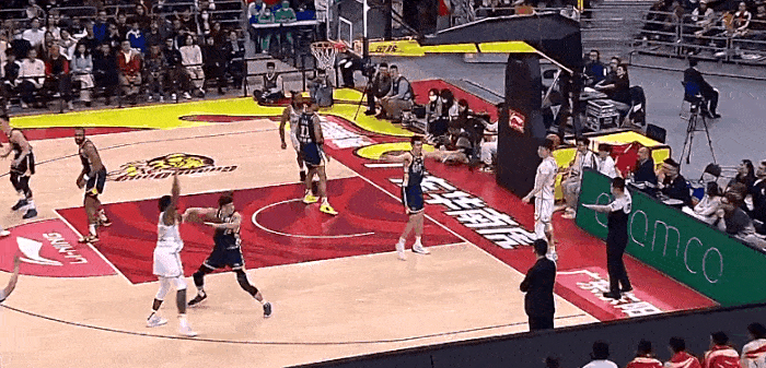 开云体育登录-关于比赛场面激烈至极，赛况屡见奇观，谁能笑到最后？的信息