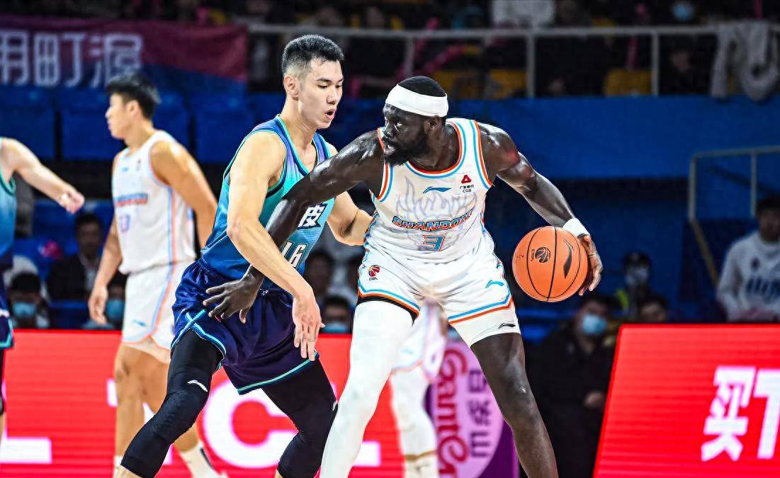 关于沙尔克球员实力强劲,凭借团队合作获胜的信息 关于沙尔克球员实力强劲,凭借团队合作获胜的信息