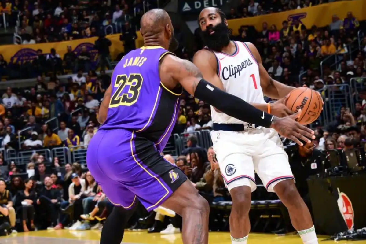 开云-湖人翻盘快船，王哲林关键制胜