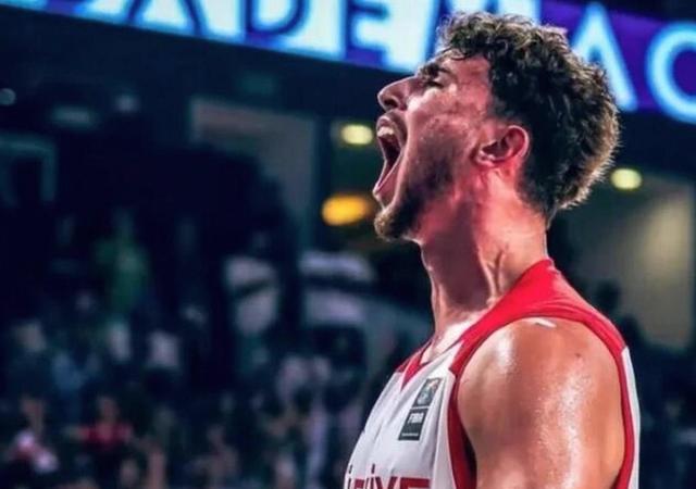 开云APP-凯尔特人绝杀浙江队，范弗利特统治全场