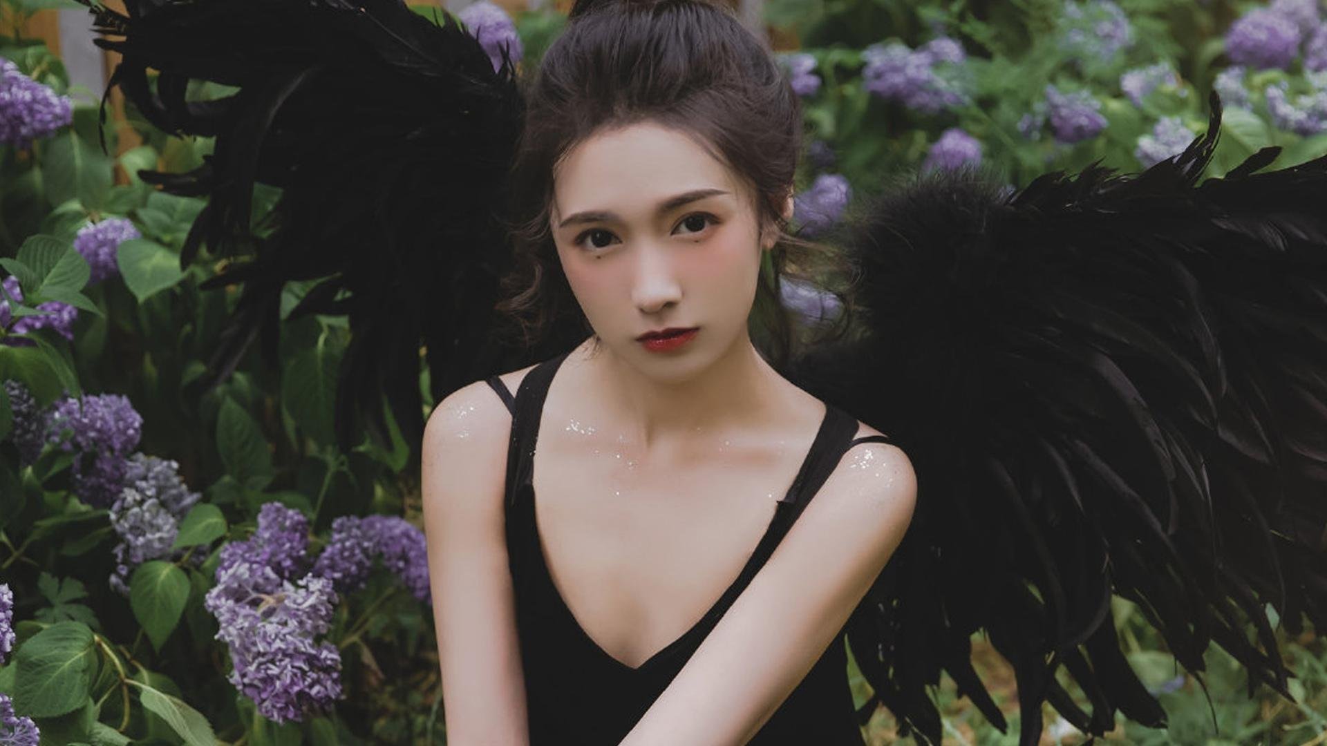 东方缺席者，总决赛接管者