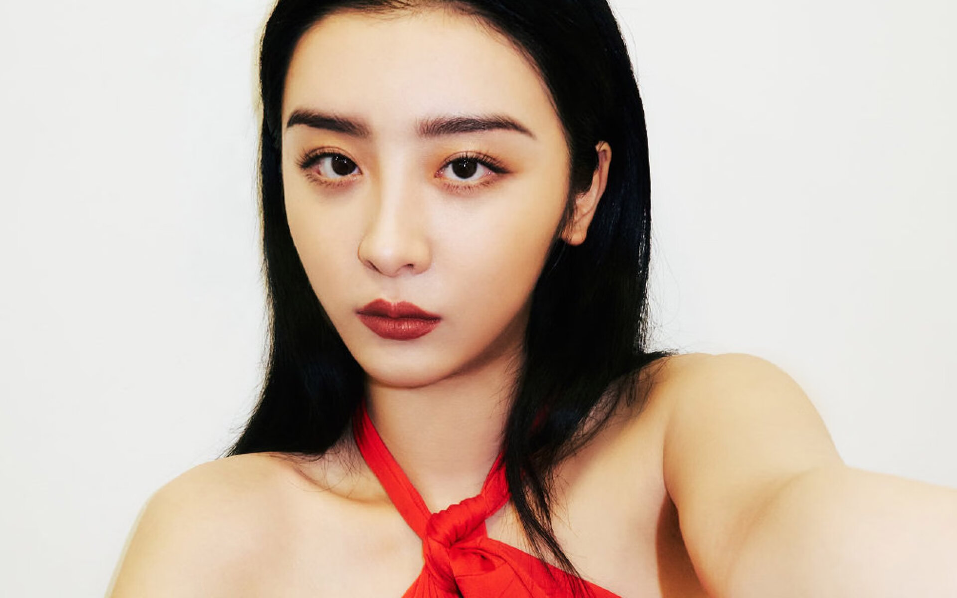 开云体育-绿茵场上的双线奏鸣曲，李刚仁爆发，拉齐奥鏖战哥伦比亚