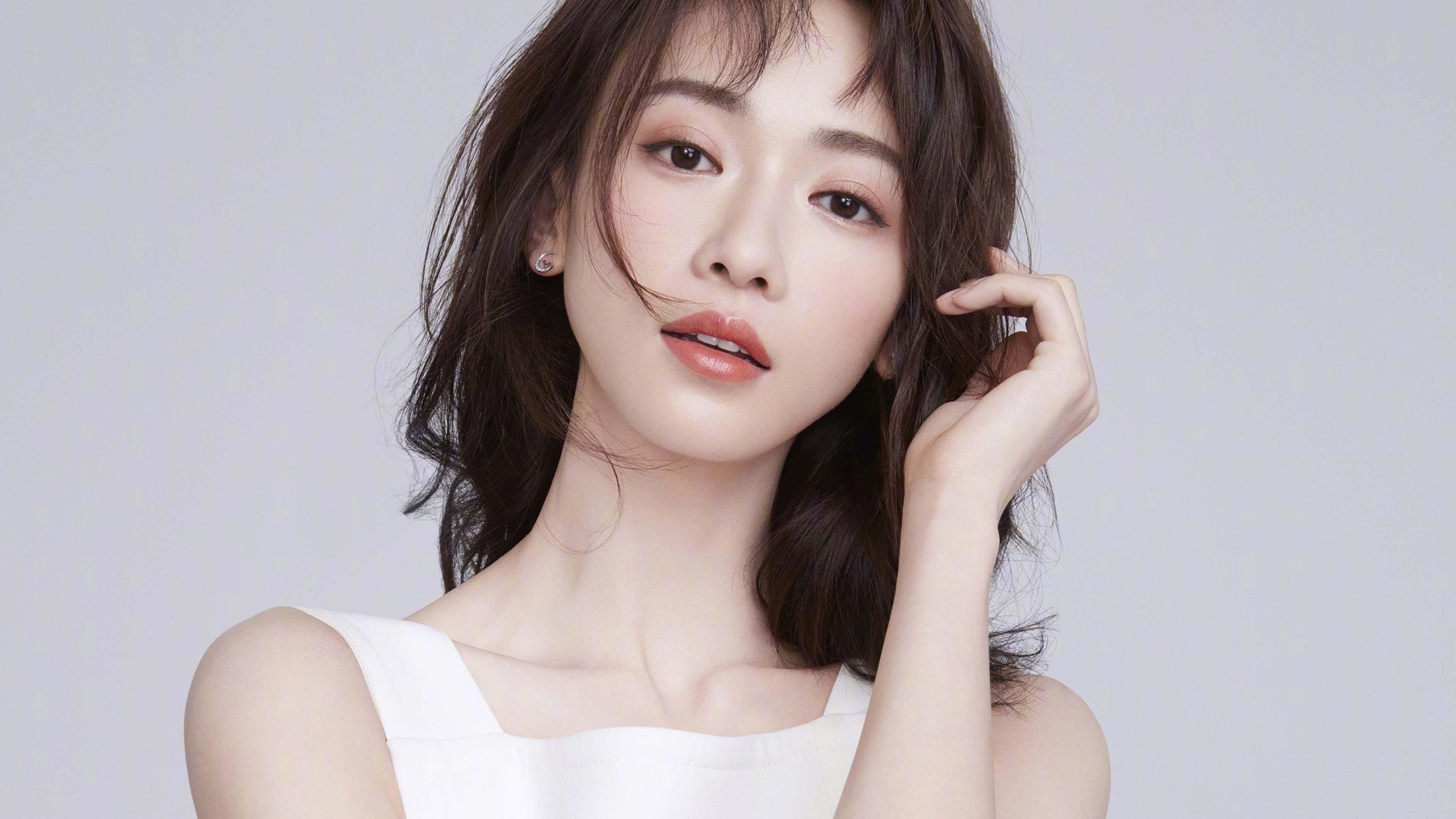 速度与高度,F1新赛季燃擎起航,爵士主场完胜雄鹿