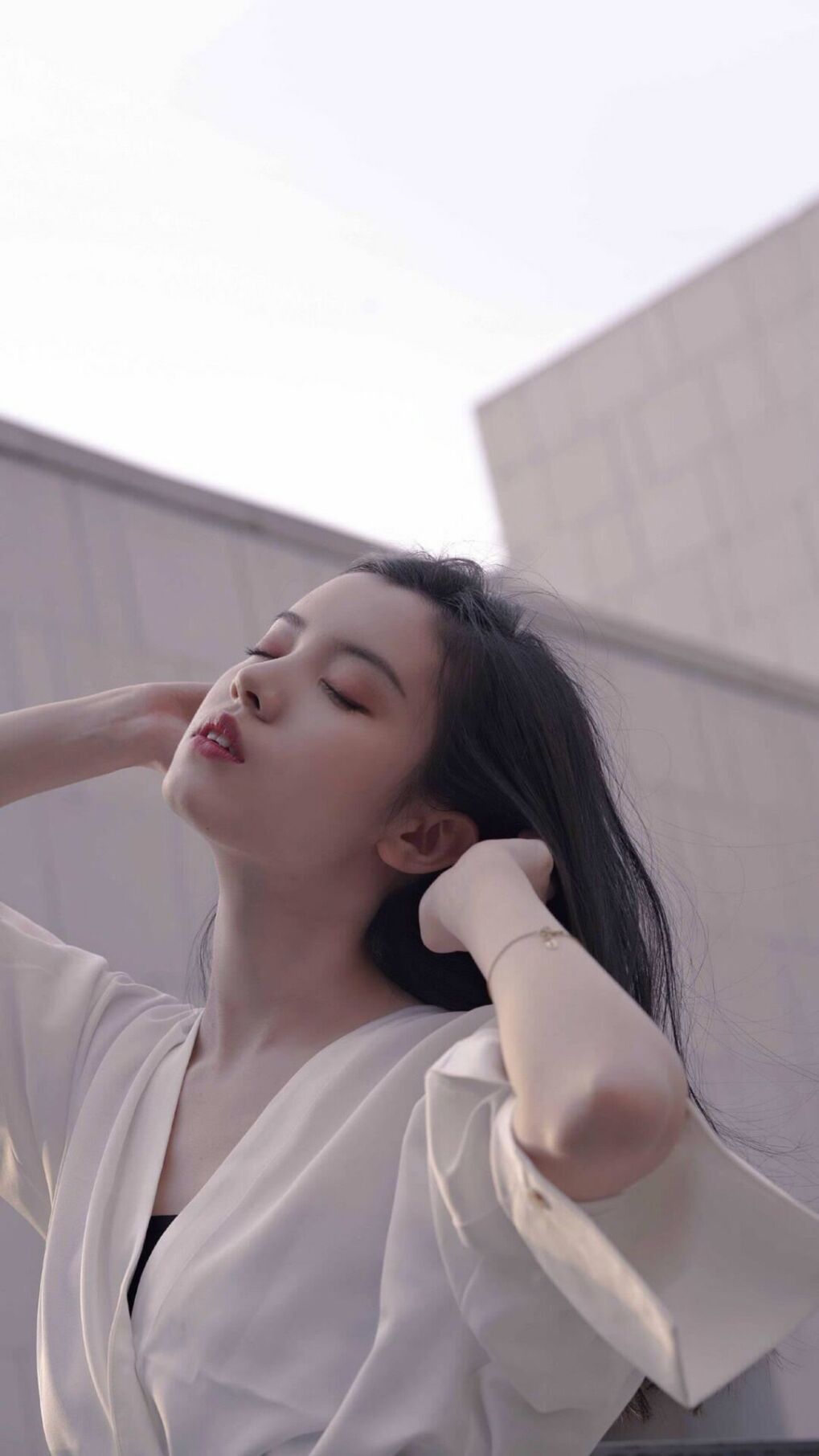 双重征服，从墨尔本球场到摩纳哥街道的统治力展示